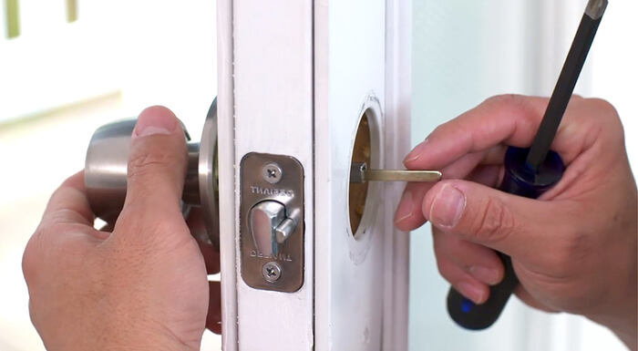 how to fix a sticky door lock