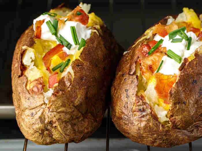 how to bake potato in toaster oven