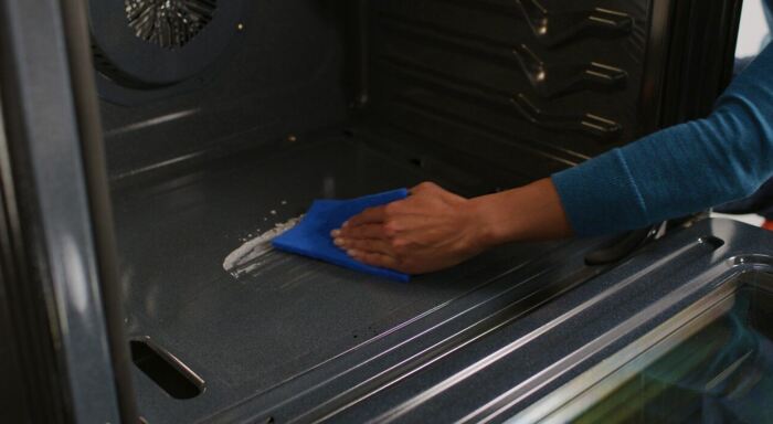 how to deep clean a maytag oven