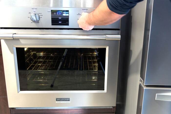 how to use self clean on frigidaire oven